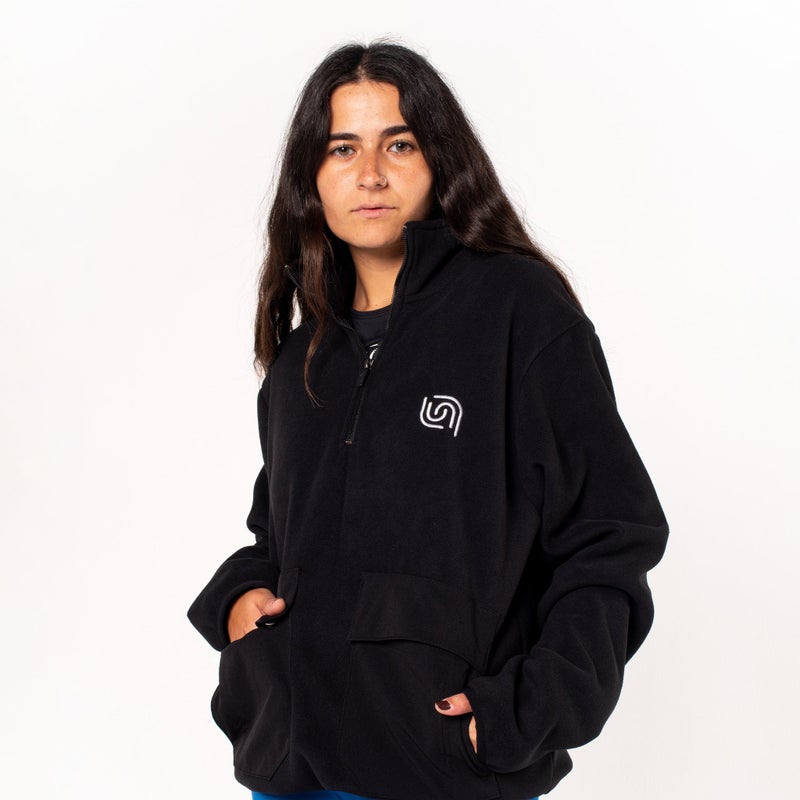 Beyond sportswear unisex Black 1/4 zip fleece top - Image 1
